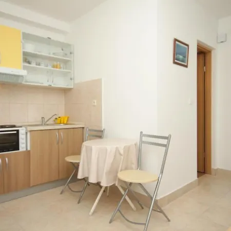 Mala Lamjana 8461e